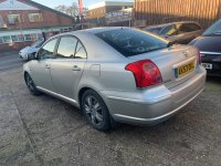 TOYOTA AVENSIS