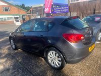 VAUXHALL ASTRA